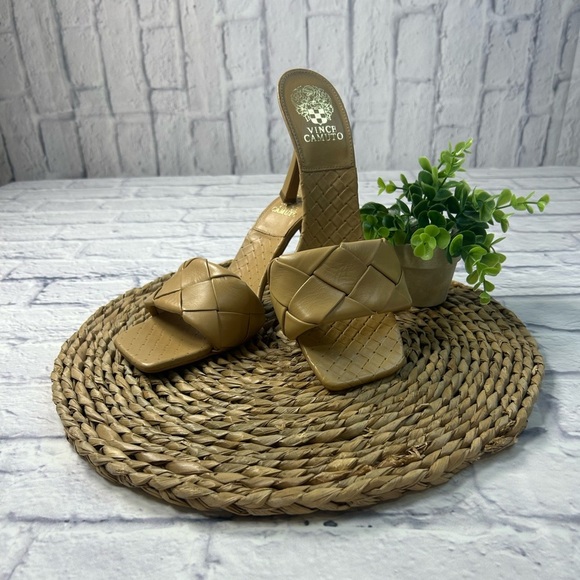 Vince Camuto Tan Women's Heeled Sandals. Size 9.5M - Picture 1 of 8